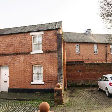 Chester Stays - Best Value Apartment With Free Parking In The Heart Of Chester Exterior photo