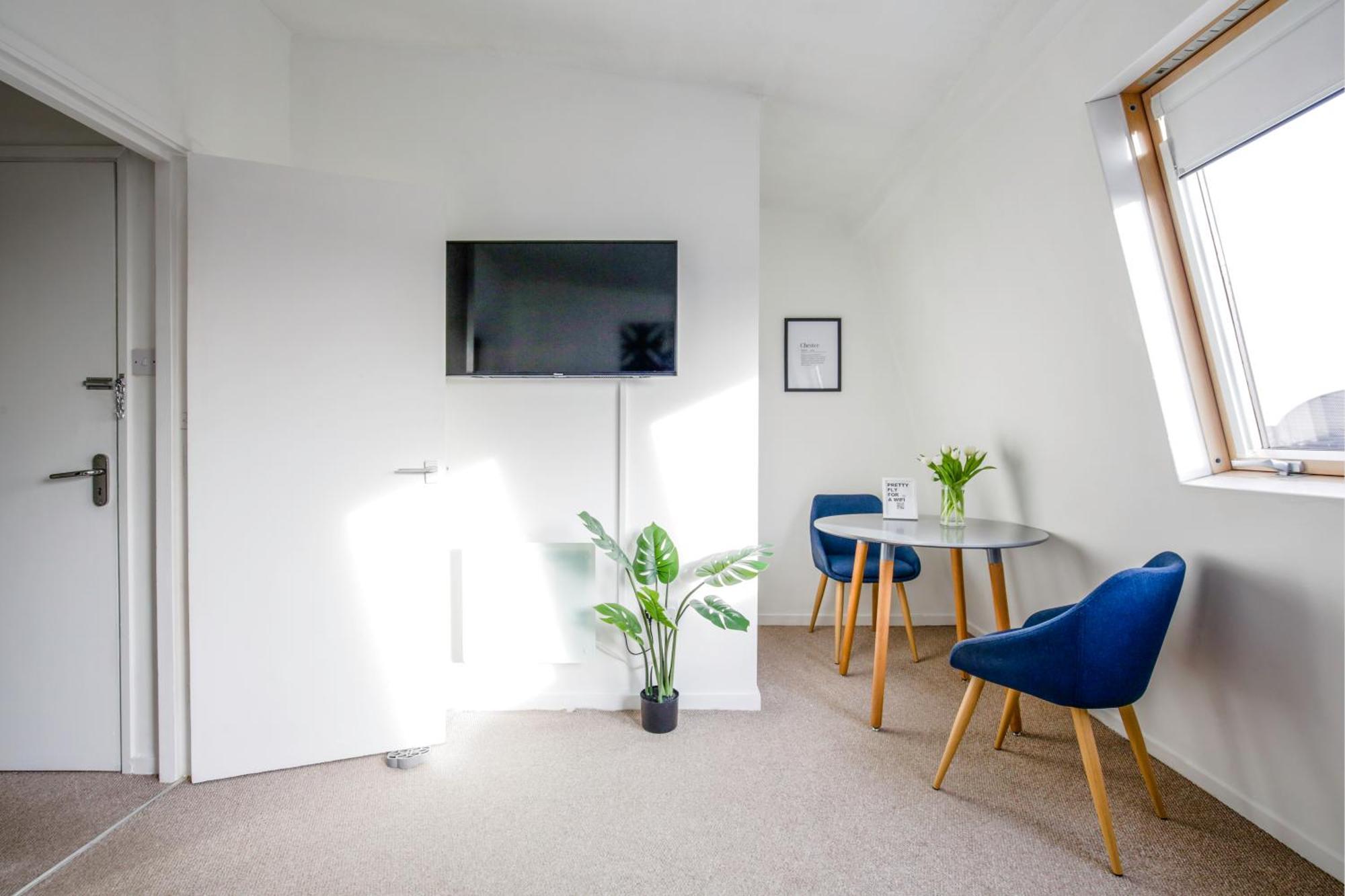 Chester Stays - Best Value Apartment With Free Parking In The Heart Of Chester Exterior photo