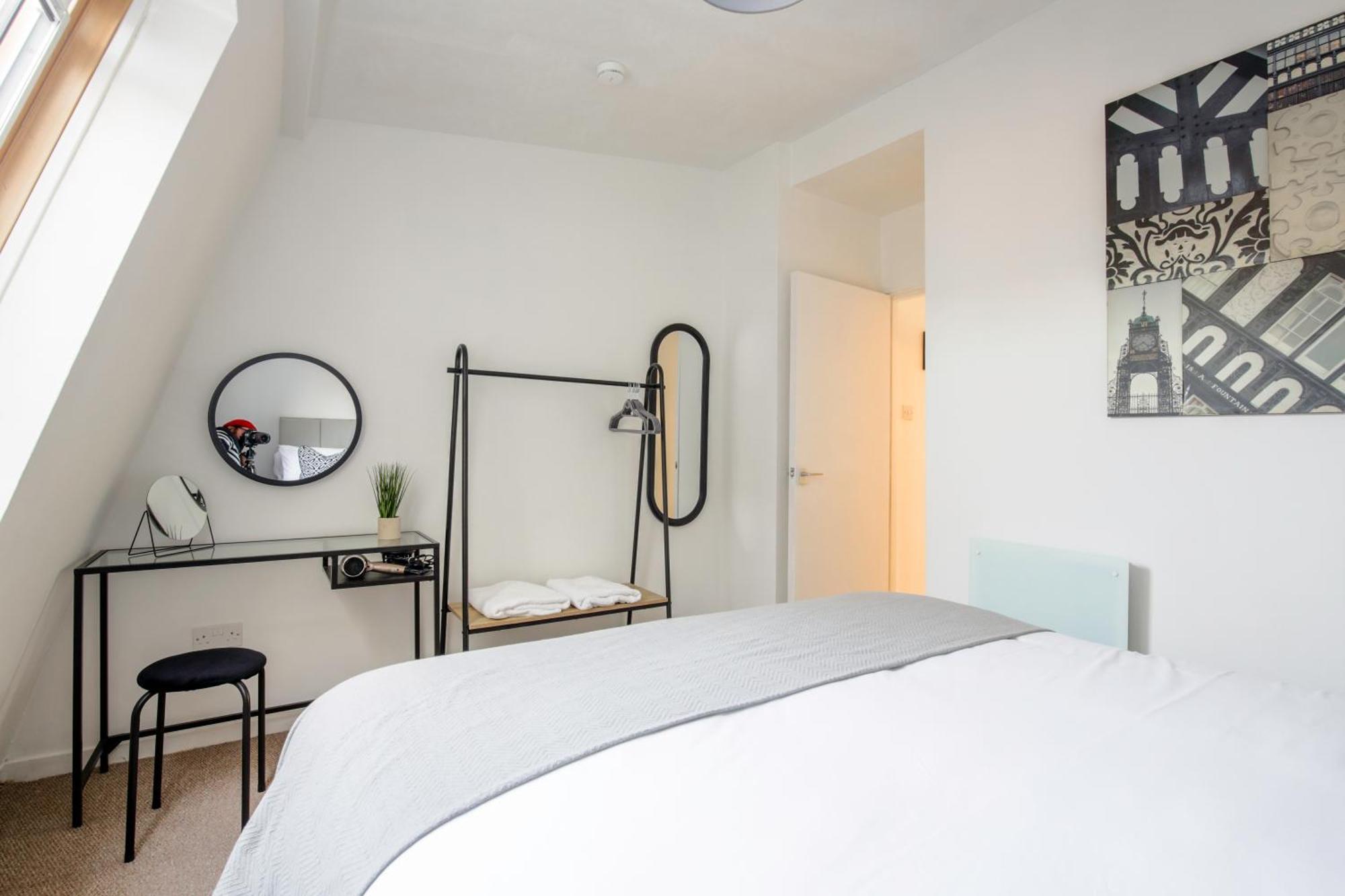 Chester Stays - Best Value Apartment With Free Parking In The Heart Of Chester Exterior photo